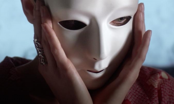 Flávia Rocha lança filme nos EUA